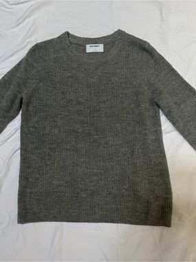 Old Navy Grey Crewneck Sweater